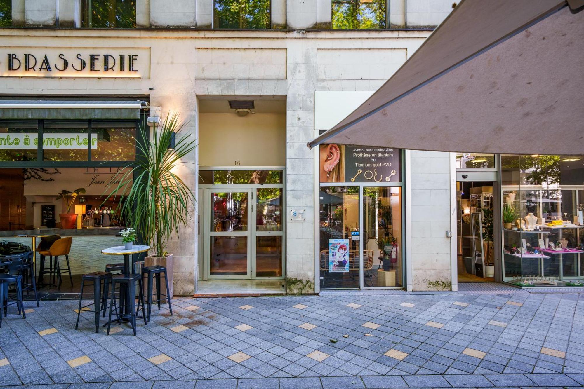 Appartement Tours Centre Avec Parking 4 P מראה חיצוני תמונה